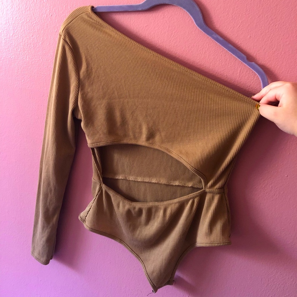 Pretty little thing body suit